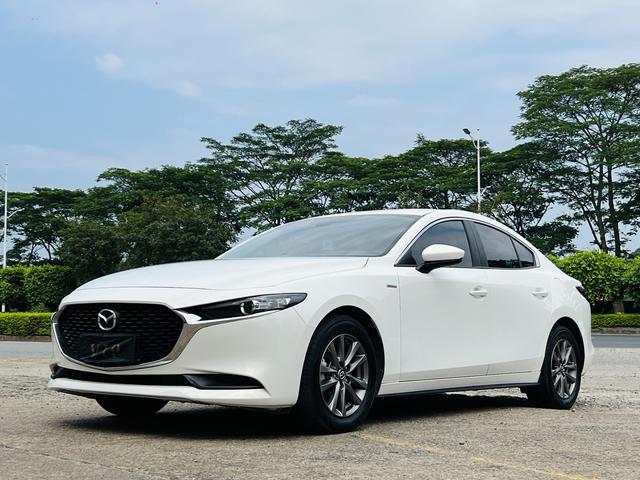 Mazda 3 Angkesela