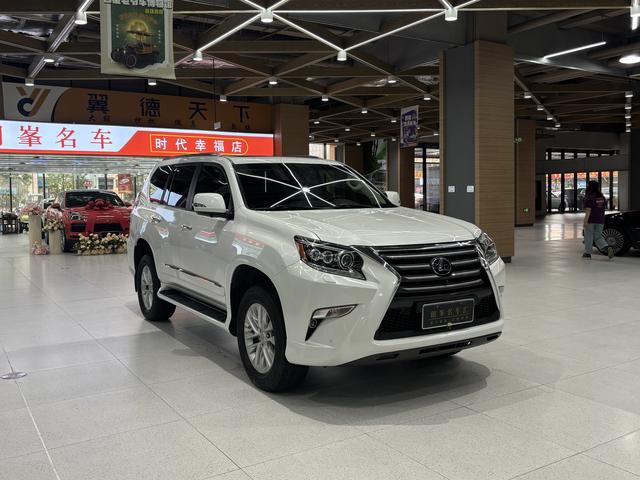 Lexus GX