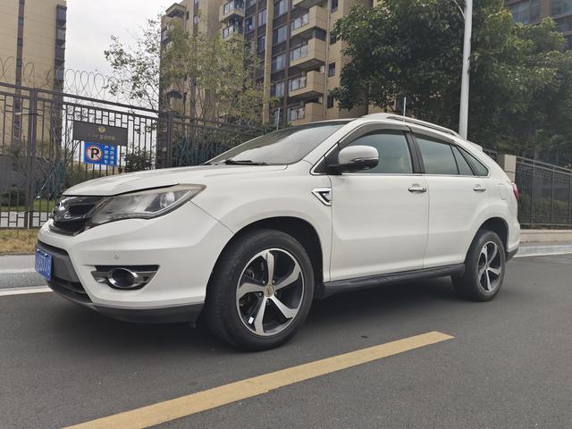 BYD S7