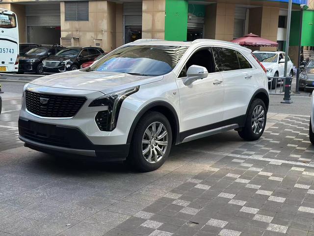 Cadillac XT4