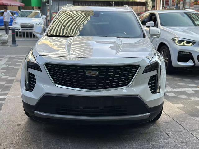 Cadillac XT4