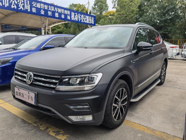 Volkswagen Tiguan L