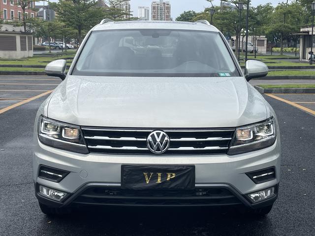 Volkswagen Tiguan L