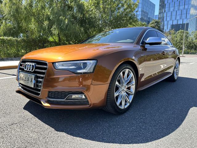 Audi S5