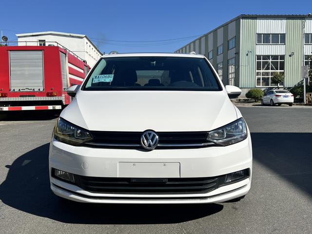 Volkswagen Touran L