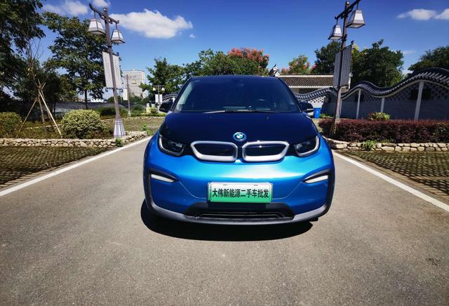 BMW i3 (imported)