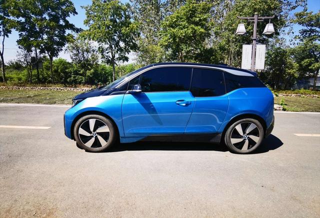 BMW i3 (imported)