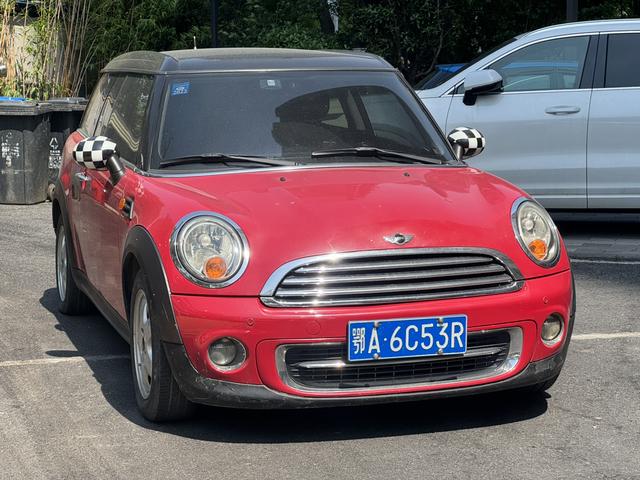 MINI CLUBMAN