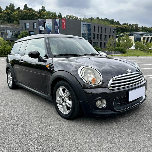 MINI CLUBMAN