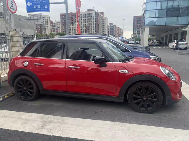 MINI MINI