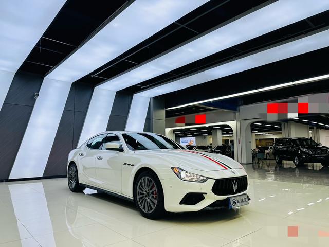 Maserati Ghibli