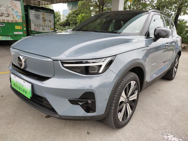 Volvo XC40 EV