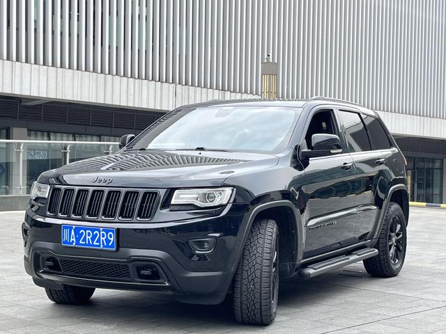 Jeep Grand Cherokee (imported)