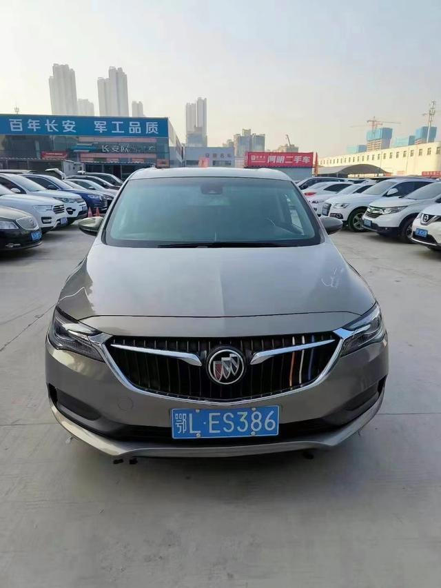 Buick GL6