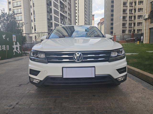 Volkswagen Tiguan L