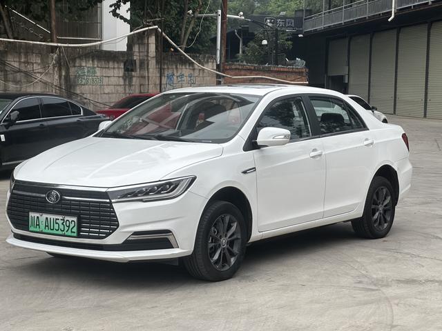 BYD QinEV