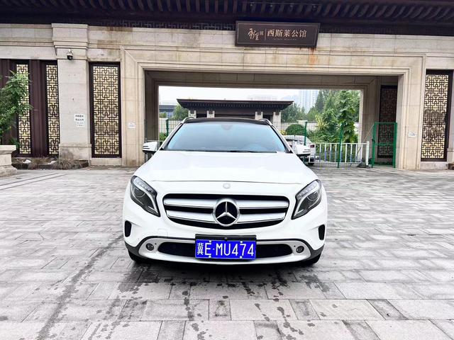 Mercedes-Benz GLA