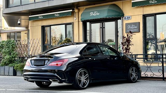 Mercedes-Benz Mercedes CLA