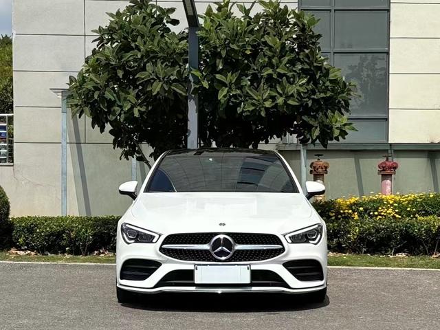 Mercedes-Benz Mercedes CLA