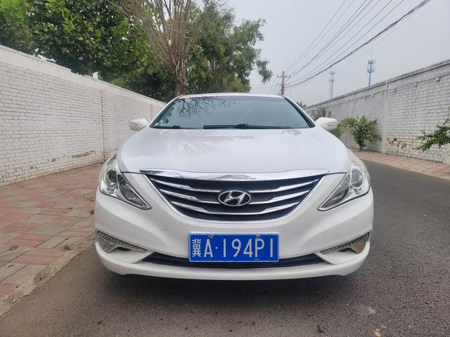 Hyundai Sonata eight