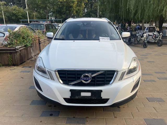 Volvo XC60 (imported)