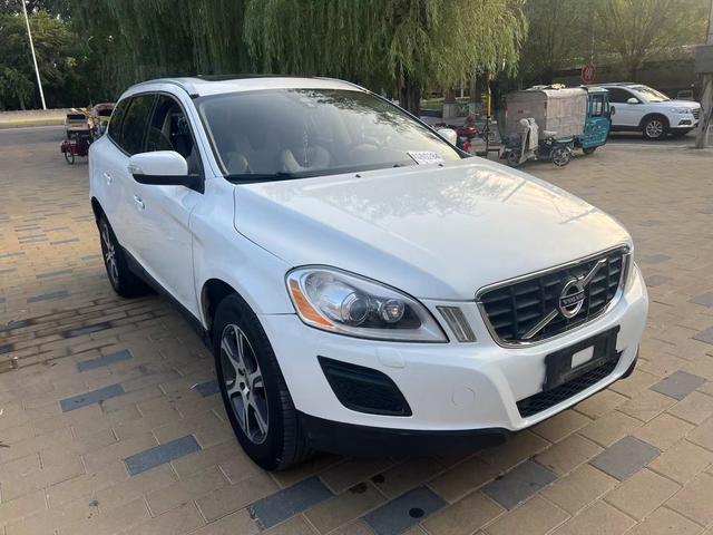 Volvo XC60 (imported)