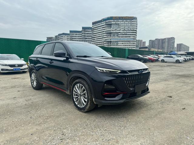 Oshan Changan Auchan X7 PLUS