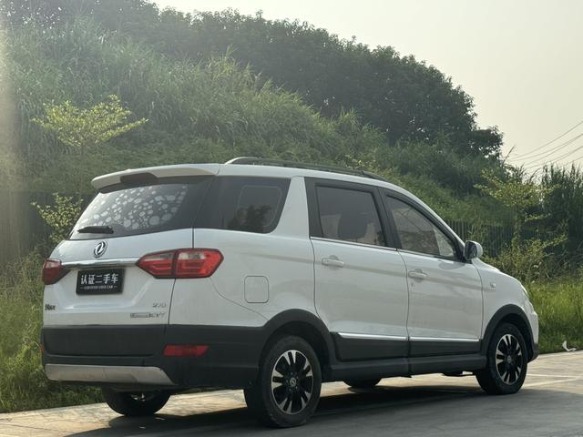 Dongfeng Fengon 370