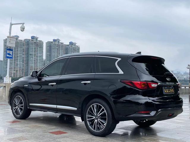 Infiniti QX60 (imported)