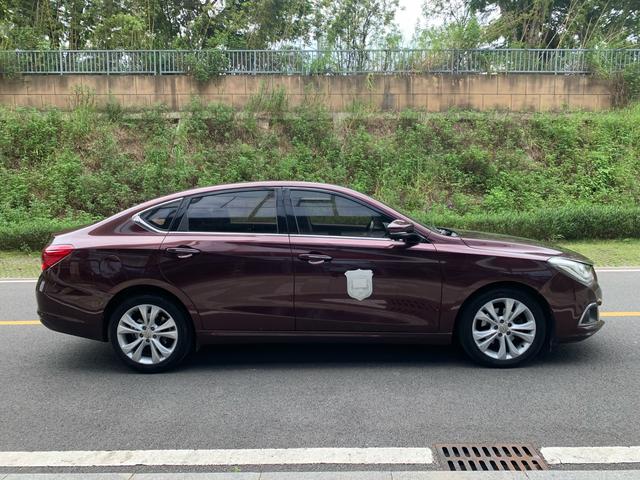 GAC Trumpchi GA6