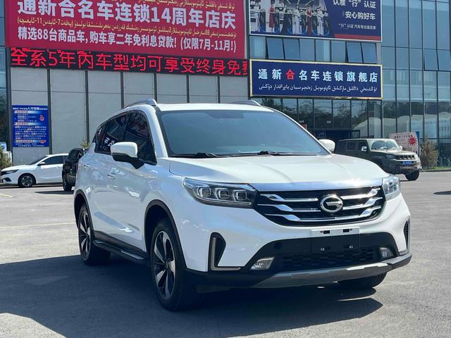 GAC Trumpchi GS4