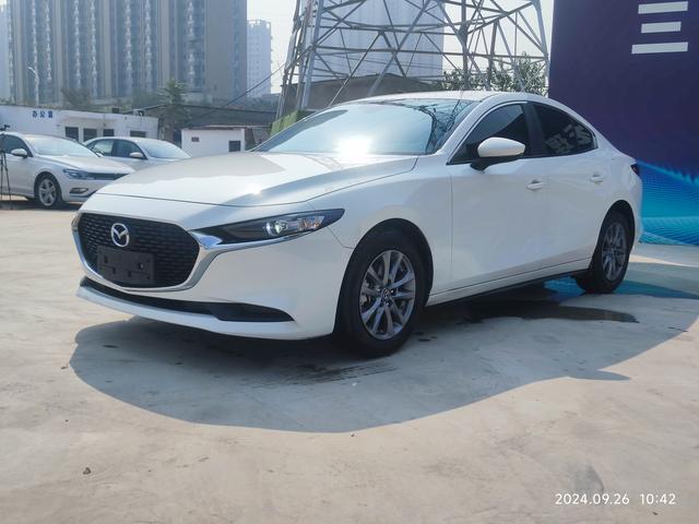 Mazda 3 Angkesela