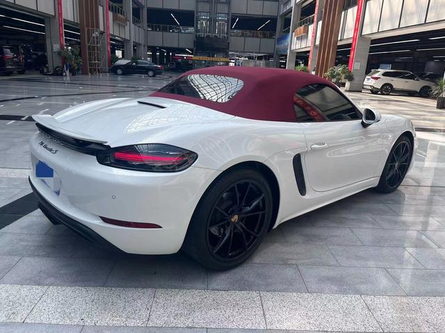 Porsche 718