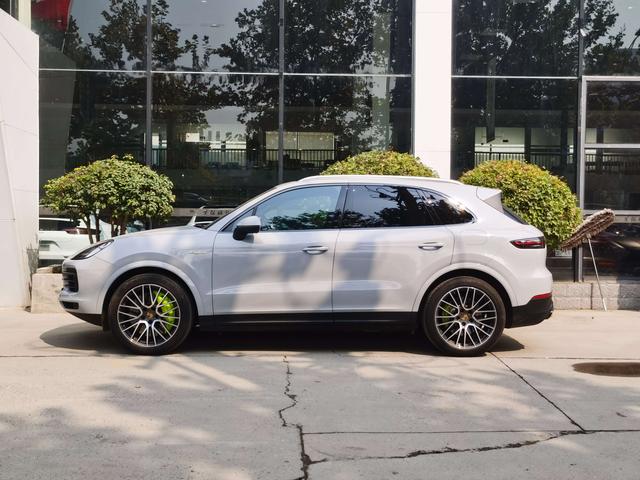 Porsche Cayenne E-Hybrid