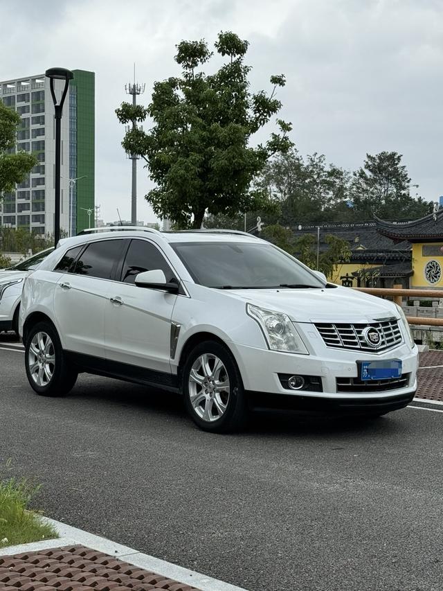 Cadillac SRX