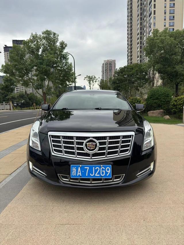 Cadillac XTS