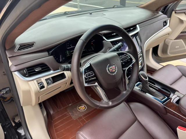 Cadillac XTS