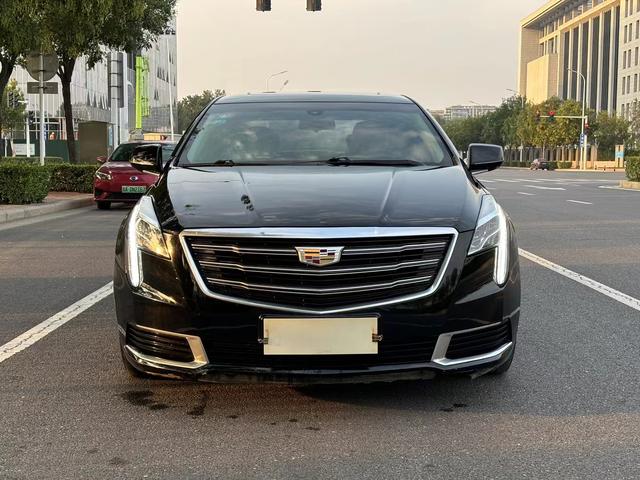 Cadillac XTS