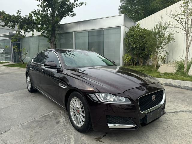 Jaguar XFL