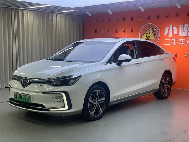 BAIC Beijing EU5