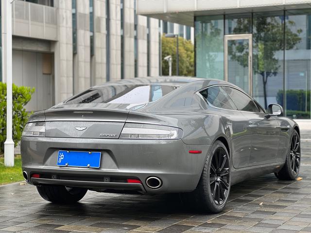 Aston Martin Rapide