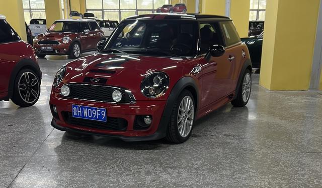 MINI MINI