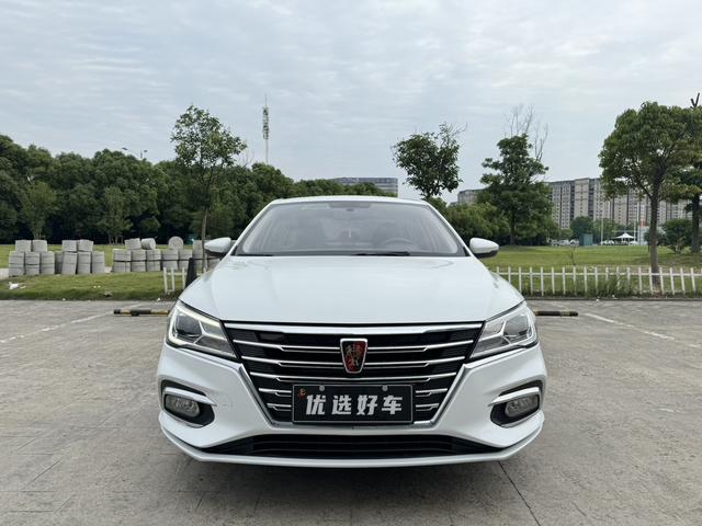 Roewe i5