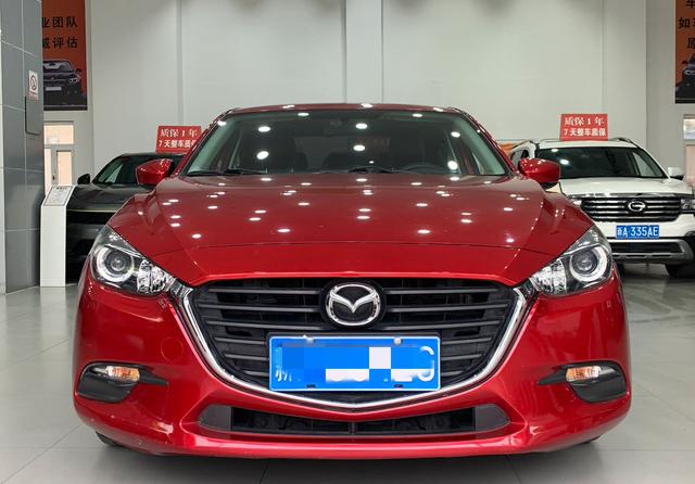 Mazda 3 Angkesela