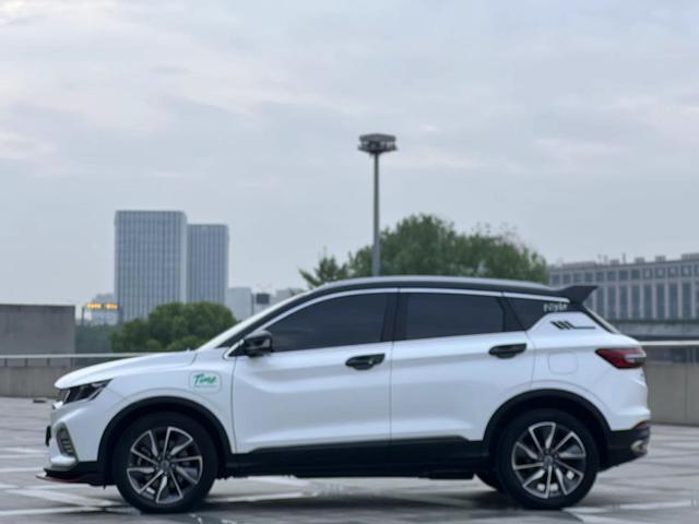 Geely Binyue PHEV