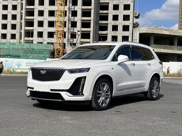 Cadillac XT6