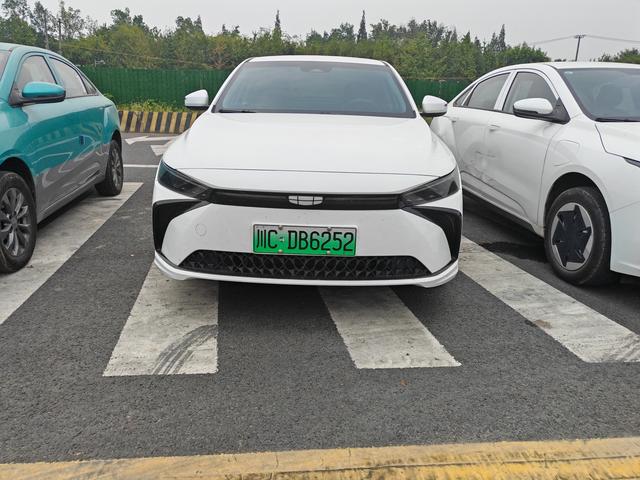 Geely Geometry G6