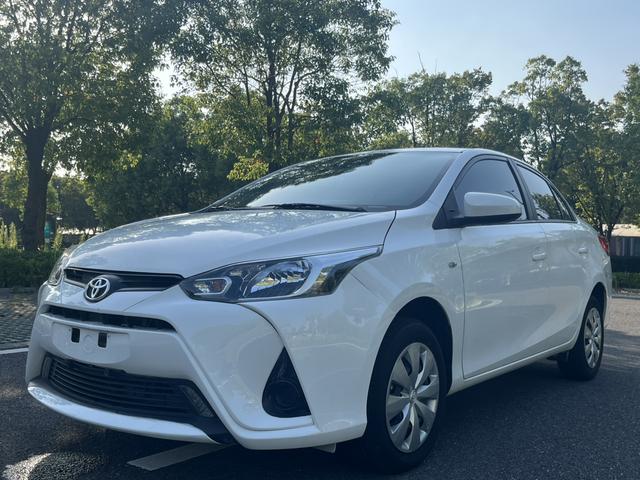 Toyota YARiS L Enjoy