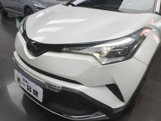 Toyota C-HR Hybrid