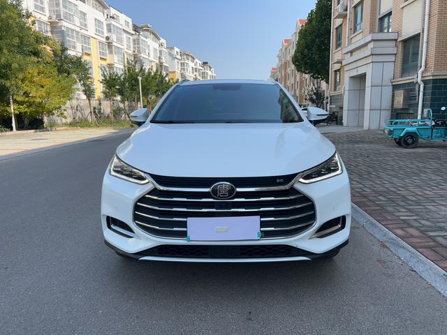 BYD Tang